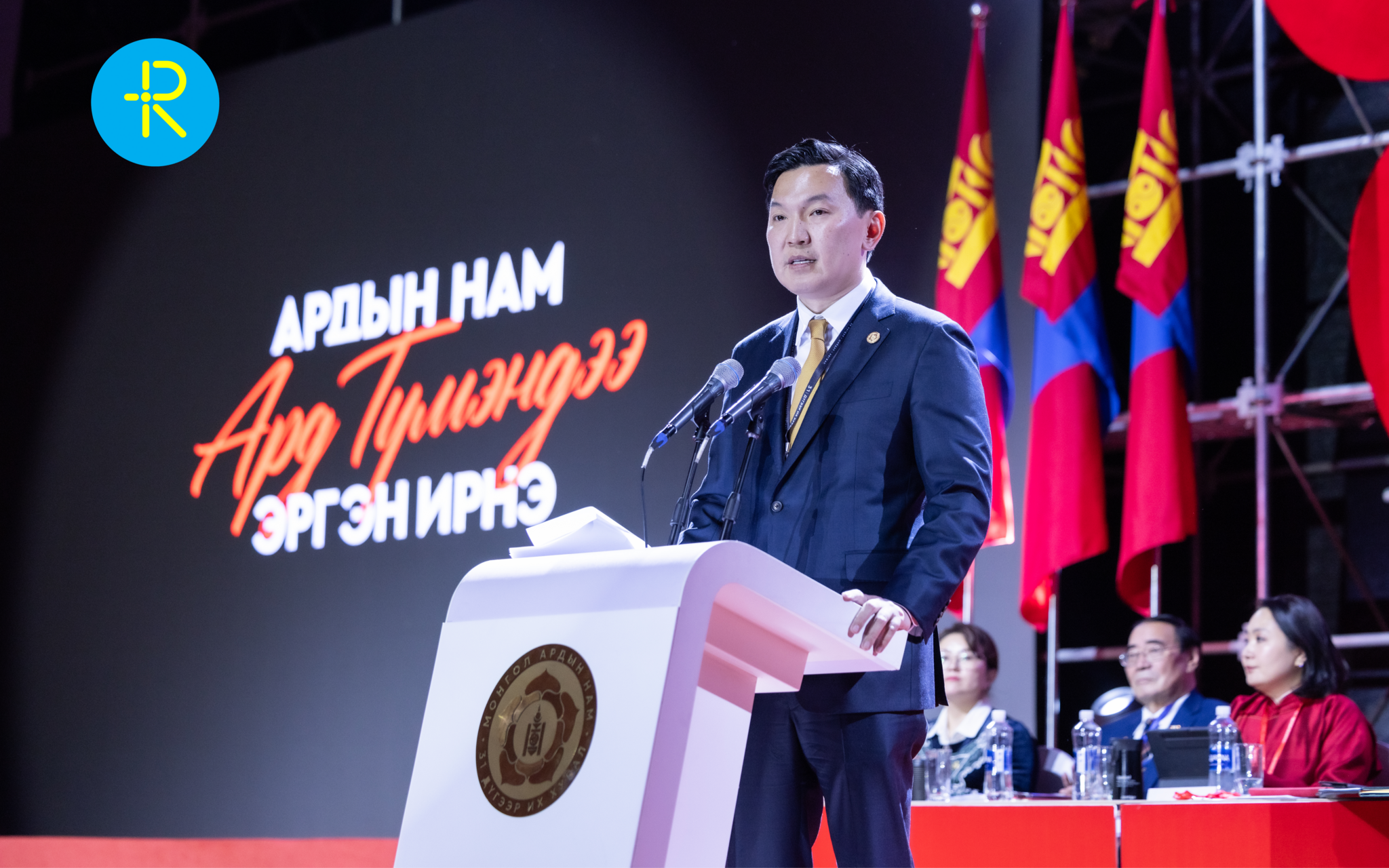 МАН-ын дарга Н.Учрал 2,1 тэрбумын хадгаламж, 20 адуу, 210 хонь, 85 сая төгрөгийн үнэт эдлэлтэй МАН-ын шинэхэн даргатай шинэ 7 хоног